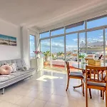 아파트 Spacious Penthouse With King-size Bed, Huge Terrace, Ocean & Teide View *