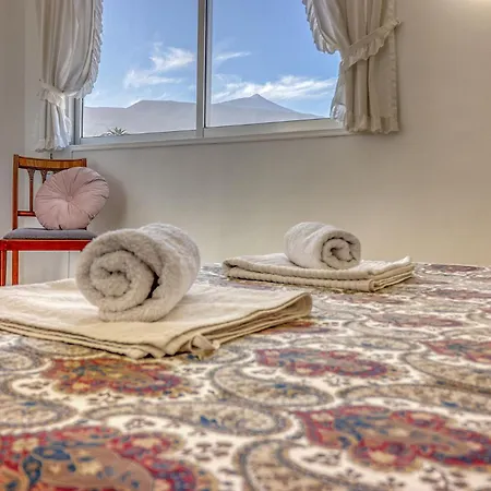 דירה Spacious Penthouse With King-size Bed, Huge Terrace, Ocean & Teide View פוארטו דה לה קרוז