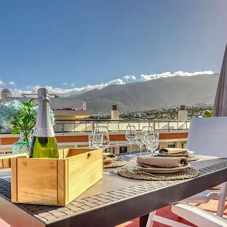 Spacious Penthouse With King-size Bed, Huge Terrace, Ocean & Teide View 아파트 푸에르토 드 라 크루즈