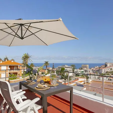아파트 Spacious Penthouse With King-size Bed, Huge Terrace, Ocean & Teide View