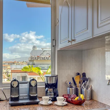 شقة Spacious Penthouse With King-size Bed, Huge Terrace, Ocean & Teide View