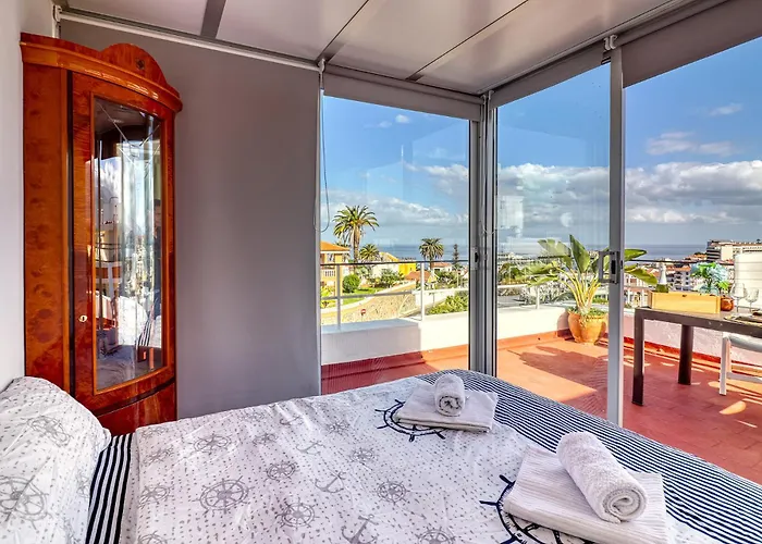 Spacious Penthouse With King-size Bed, Huge Terrace, Ocean & Teide View *