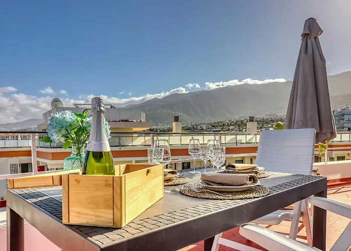 Spacious Penthouse With King-size Bed, Huge Terrace, Ocean & Teide View Lejlighed Puerto de la Cruz (Tenerife)