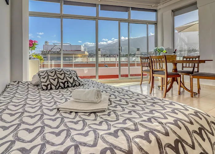 Spacious Penthouse With King-size Bed, Huge Terrace, Ocean & Teide View * 拉克鲁斯